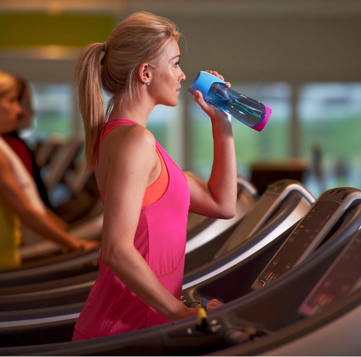 Contigo Swish Drinkfles - Skyblue - 500ml 16 Contigo Swish Drinkfles - Skyblue - 500ml - Afbeelding 14