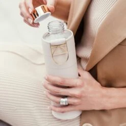 Equa Glazen Waterfles 750 Ml Mismatch Met Hoes - Beige 22 Equa Glazen Waterfles 750 Ml Mismatch Met Hoes - Beige -Merkloos Winkel 1200x1200 1167