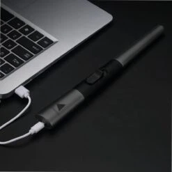 Oplaadbare Lange Elektrische Aansteker - Duurzame Plasma Aansteker – Luxe Aansteker - Inclusief Cadeauverpakking - BBQ – Kaarsen - Zwart 15 Oplaadbare Lange Elektrische Aansteker - Duurzame Plasma Aansteker – Luxe Aansteker - Inclusief Cadeauverpakking - BBQ – Kaarsen - Zwart -Merkloos Winkel 1200x1200 380