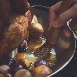 Burnhard Kiphouder - Chicken Roaster - RVS - 30,5 X 3,9 Cm -Merkloos Winkel 1200x1200 426