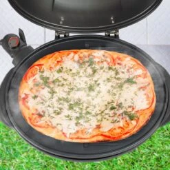 KitchenBrothers Elektrische BBQ - Met Grillplaat - Anti-aanbaklaag - Incl. Plank/Houders - Grilloppervlak 46,5x33,8cm - Tot 300°C - 2400W - Zwart -Merkloos Winkel 1200x1200 85