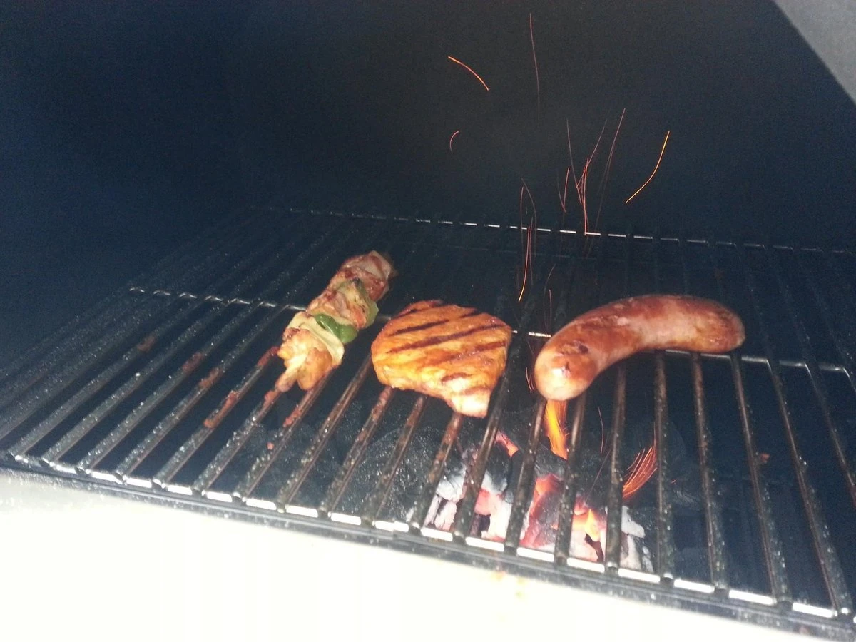 Merkloos MaxxGarden Pizza Oven - Smoker Barbecue Houtskool 45 X 65 X 158cm 11 Merkloos MaxxGarden Pizza Oven - Smoker Barbecue Houtskool 45 X 65 X 158cm - Afbeelding 9