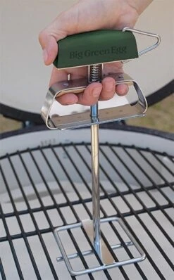 Big Green Egg Grid Lifter - Rooster Lifter - Gietijzeren Rooster Lifter -Merkloos Winkel 745x1200 1