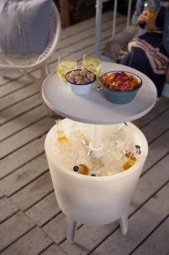 Keter Coolbar Partytafel – Lichtgevend - 49,5x49,5x57cm - Wit 16 Keter Coolbar Partytafel – Lichtgevend - 49,5x49,5x57cm - Wit -Merkloos Winkel 800x1200 15