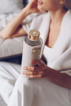 Equa Glazen Waterfles 750 Ml Mismatch Met Hoes - Beige 28 Equa Glazen Waterfles 750 Ml Mismatch Met Hoes - Beige -Merkloos Winkel 800x1200 19