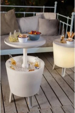 Keter Coolbar Partytafel – Lichtgevend - 49,5x49,5x57cm - Wit 15 Keter Coolbar Partytafel – Lichtgevend - 49,5x49,5x57cm - Wit -Merkloos Winkel 806x1200 1